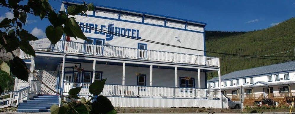 Triple J Hotel Доусон Экстерьер фото